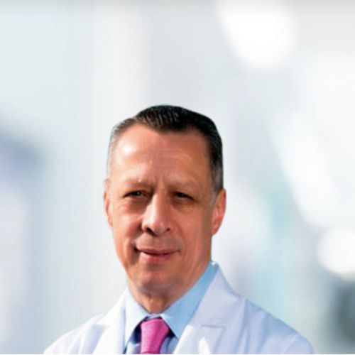 Dr. Abel Alberto Pavía López