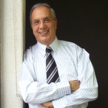 Dr. Manuel Farrill Guzman