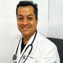 Dr. Carlos Alberto Urban Flores