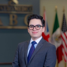 Dr. Julio César Muñoz Calderón