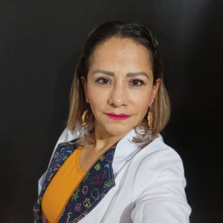 Dr. Claudia Carrillo Nolasco