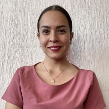 Dr. Mariana Castro Navarro