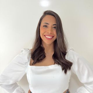 Dr. Valeria Cardenas