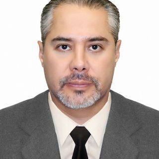 Dr. Sergio Alva Martínez