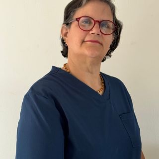 Dr. María Teresa Echeveste Vázquez