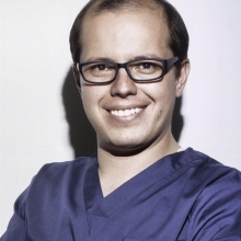 Dr. Rafael Mora Hurtado