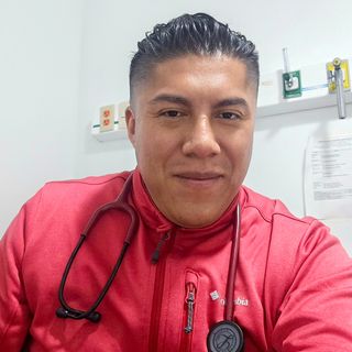 Dr. Elías Flores Moreno