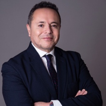 Dr. Juan Ramón Bonfil