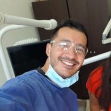 Dr. Enrique Llanas
