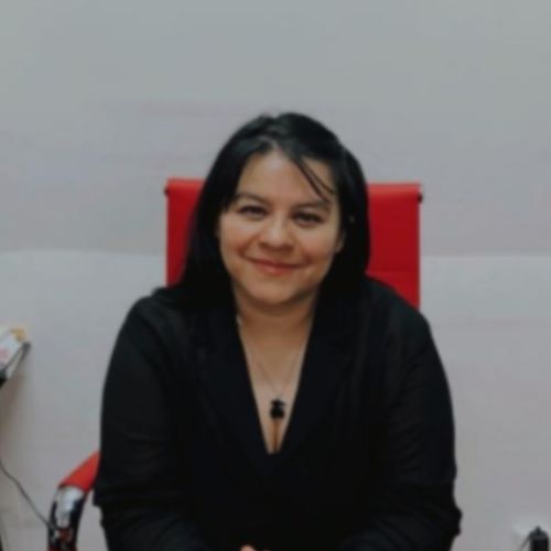 Dra. América Ivette Tostado Aguirre