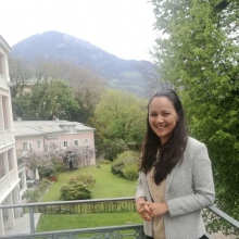 Dr. Karina Mateos Díaz