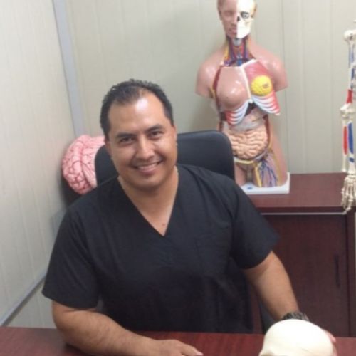 Dr. Israel Hernández Sánchez