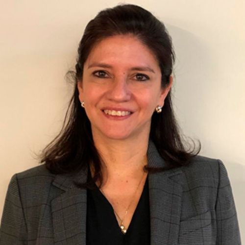 Dr. Alexandra Arias Mendoza