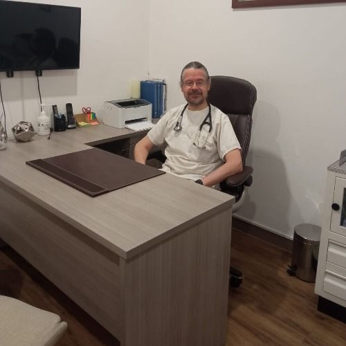 Dr. Ricardo Alfonso Sandoval Padilla