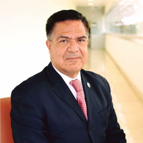 Dr. Mario Caneda Mejía