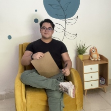 Dr. Esteban Vazquez Almendarez