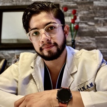 Dr. EMMANUEL ROSALES CASTRO