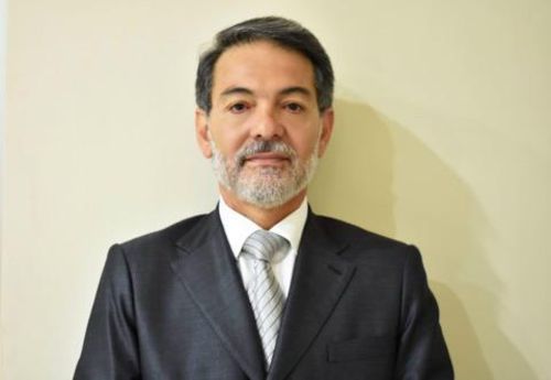 Dr. Rafael Olvera Ruiz