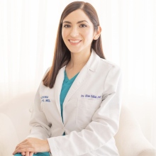 Dr. Aline Ochoa Araujo