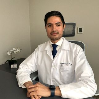 Dr. Alberto Guzmán Pérez