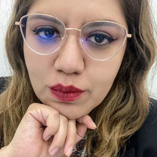 Dr. Stephanys Villanueva Martínez