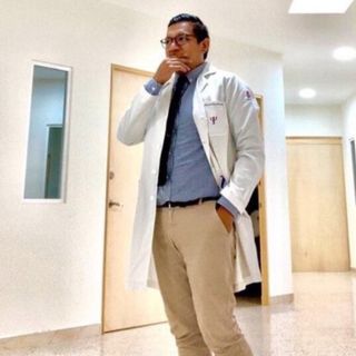 Dr. Luis Cruz