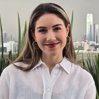 Dr. Ana Isabel González Medrano