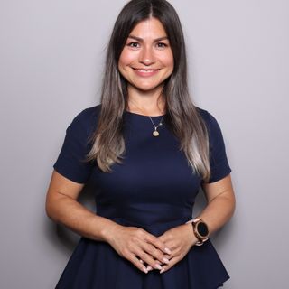 Dr. Yolanda Lozano