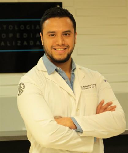 Dr. Alejandro Barragan Morales