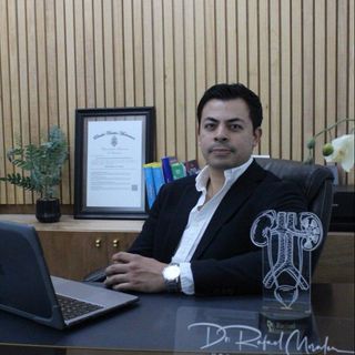 Dr. Rafael Morales Rodríguez