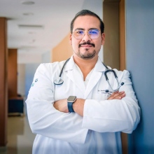 Dr. Rodrigo Ivan Rendis Qui