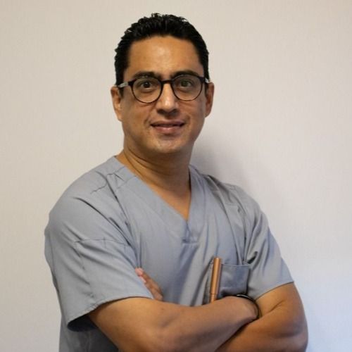 Dr. Yannick Hernandez Perea