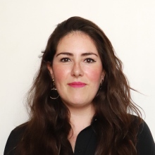 Dr. Claudia Meza Martínez