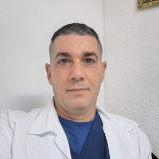 Dr. Eliezer Pérez Muñoz