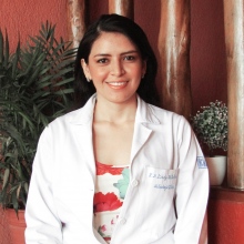Dr. Cindy de la Fuente