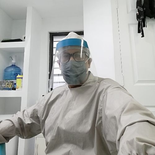 Dr. Rigoberto Campos Farias