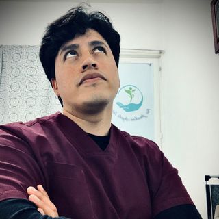 Dr. Jonathan Ángeles Lariz