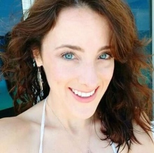 Dr. Vanessa Schön