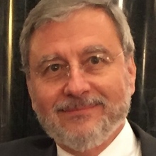 Dr. Eduardo Luevano Flores