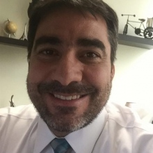 Dr. Ernesto Grado Ahuir