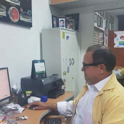 Dr. Hugo Alberto Rubiano Veliz