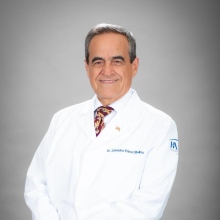 Dr. Salvador Pérez Molina