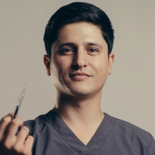 Dr. J. Roger Martínez