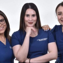 Dr. Ana Karen Barraza Castillo