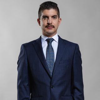 Luis Carlos Howlet Caballero