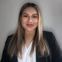 Dr. Ana Carolina García Sierra