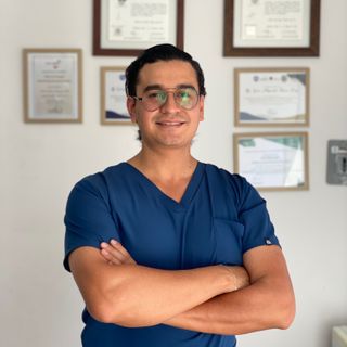 Dr. Efrén Alejandro Rivera Díaz