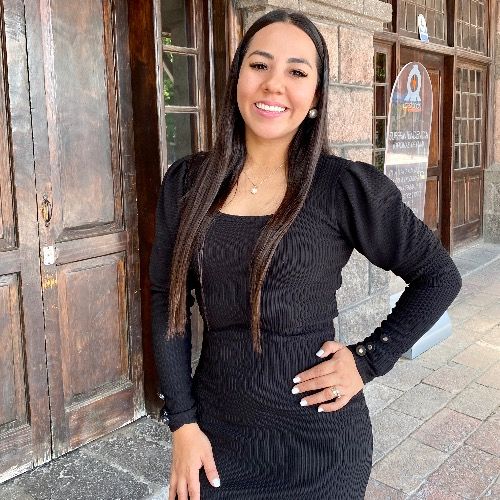 Dr. Shenny Yazmin Ramírez Escobar