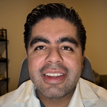 Dr. Irving Flores Carmona