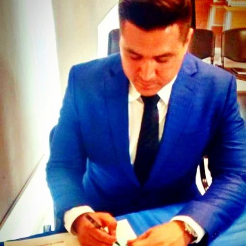 Dr. Leonardo Gabriel López García